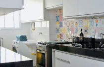 Revestimento para cozinha com azulejos diferentes desenhos